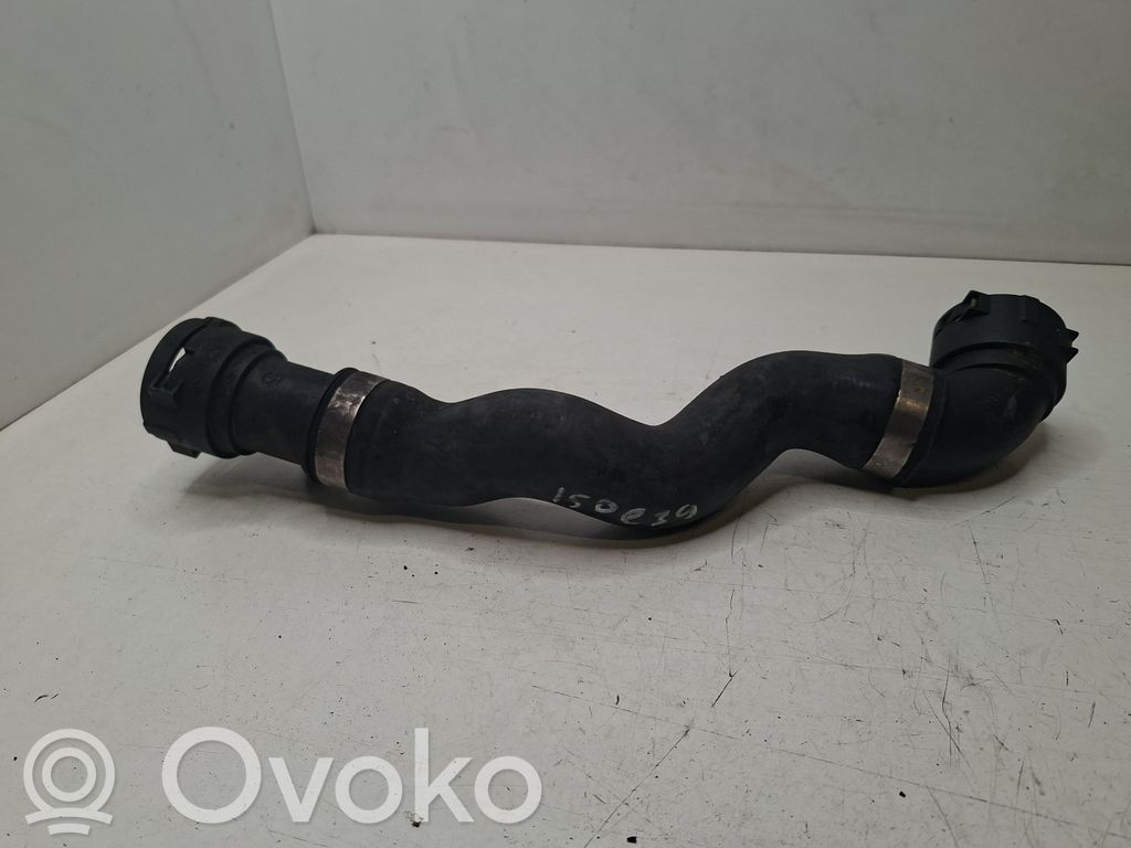 BMW 5 E39 Engine coolant pipe/hose 