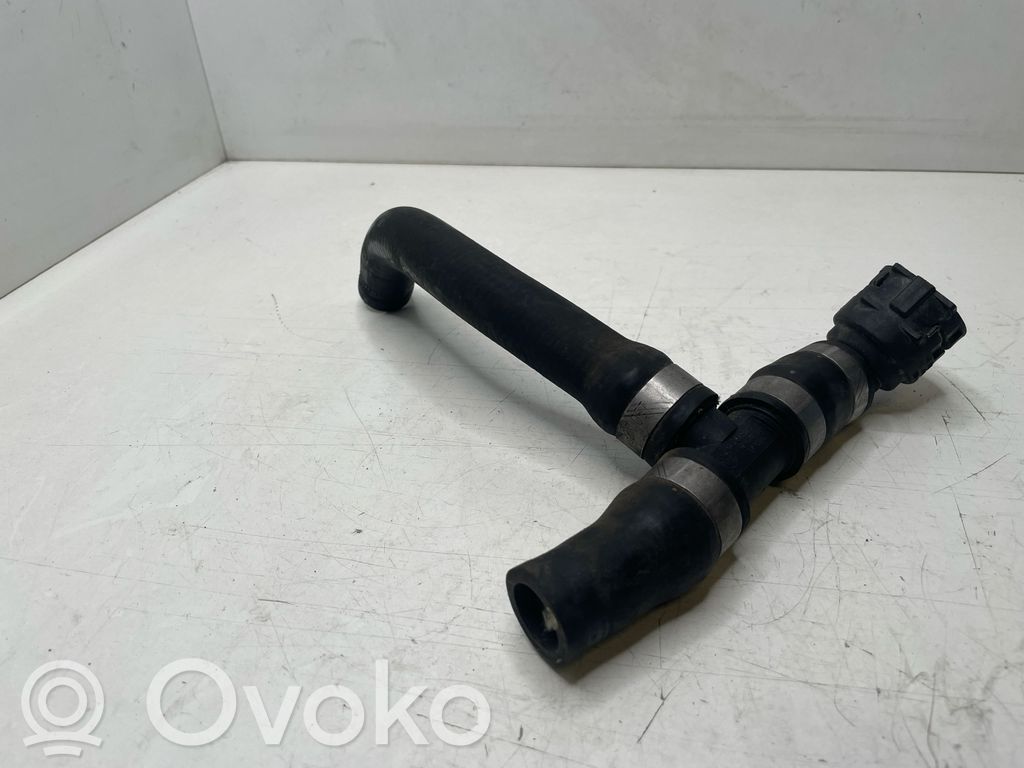 BMW 5 E39 Engine coolant pipe/hose 