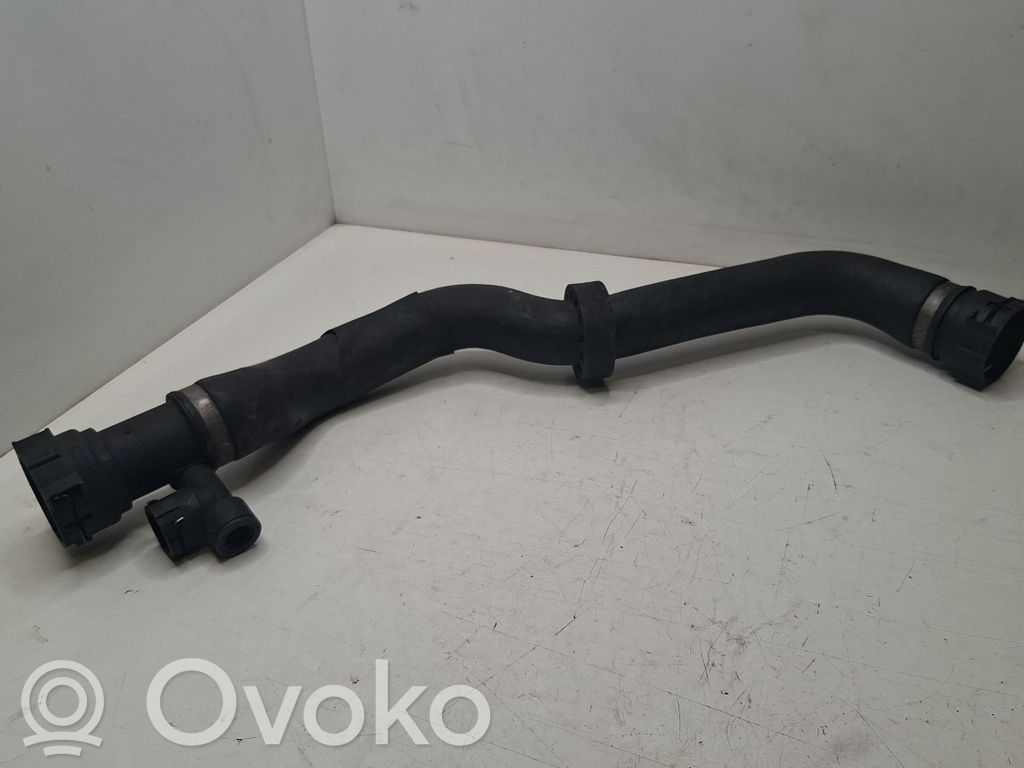 BMW 3 E46 Engine coolant pipe/hose 