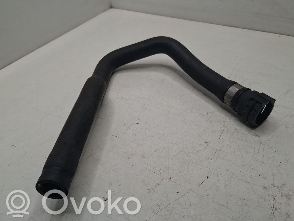 Engine coolant pipe/hose   6905315