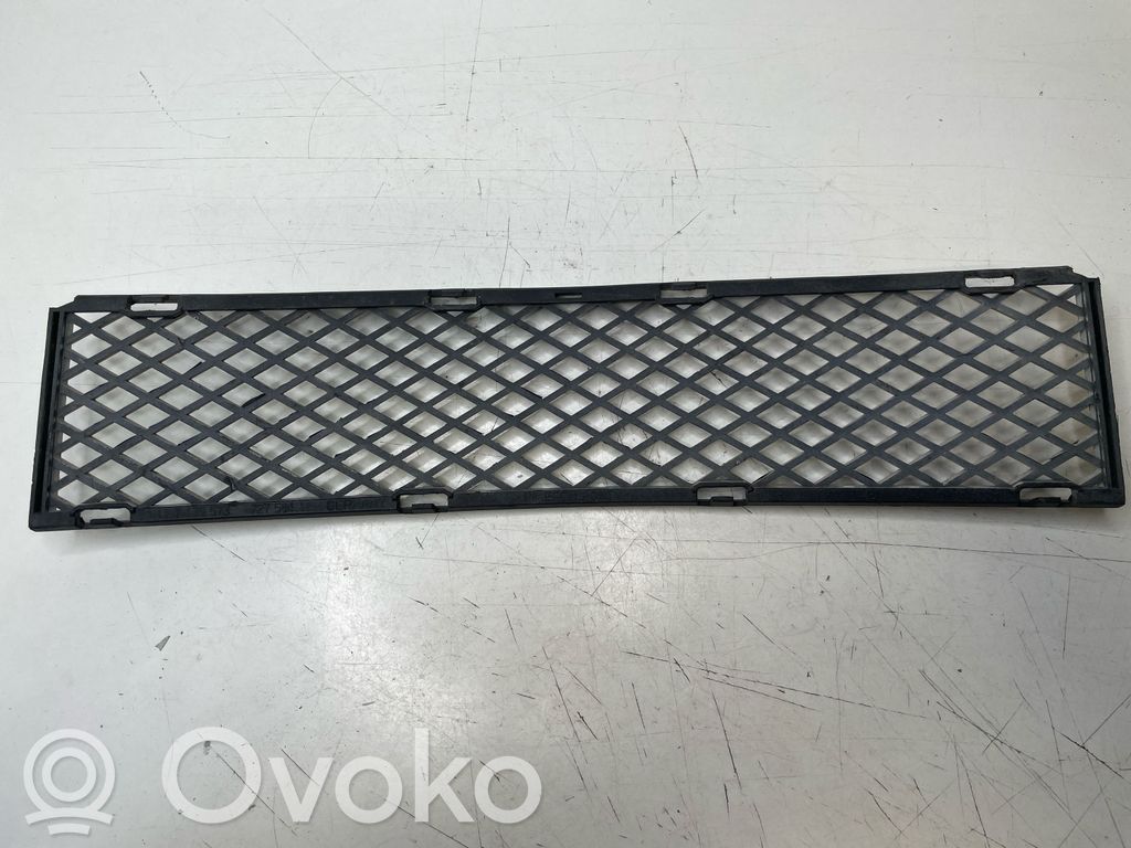 BMW 7 E65 E66 Front bumper lower grill 