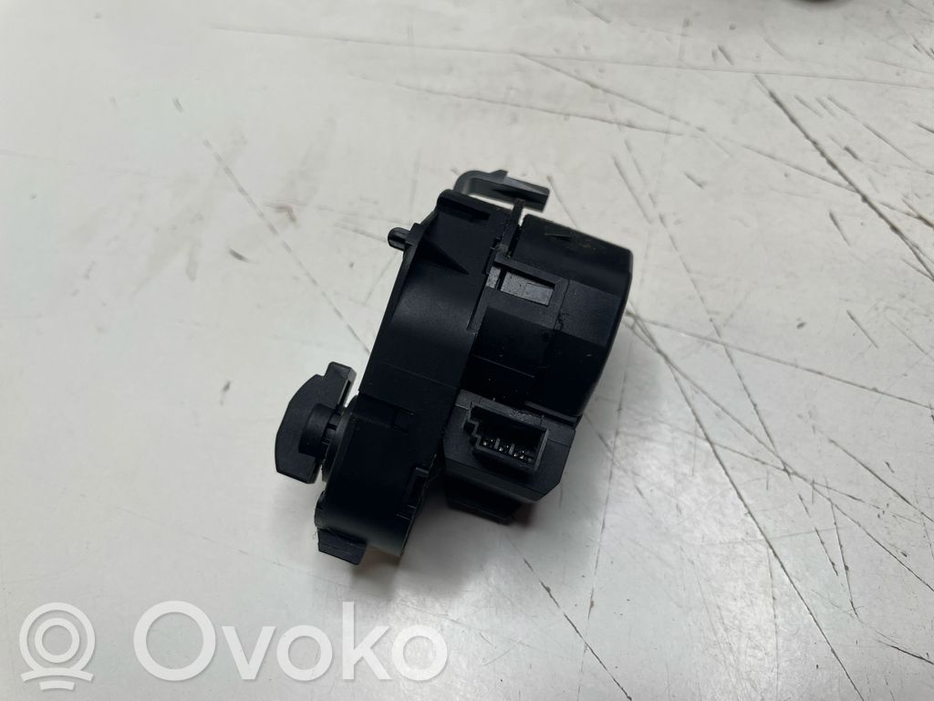 Gaisa vārsta motoriņš   6935079,ECB658,B3234