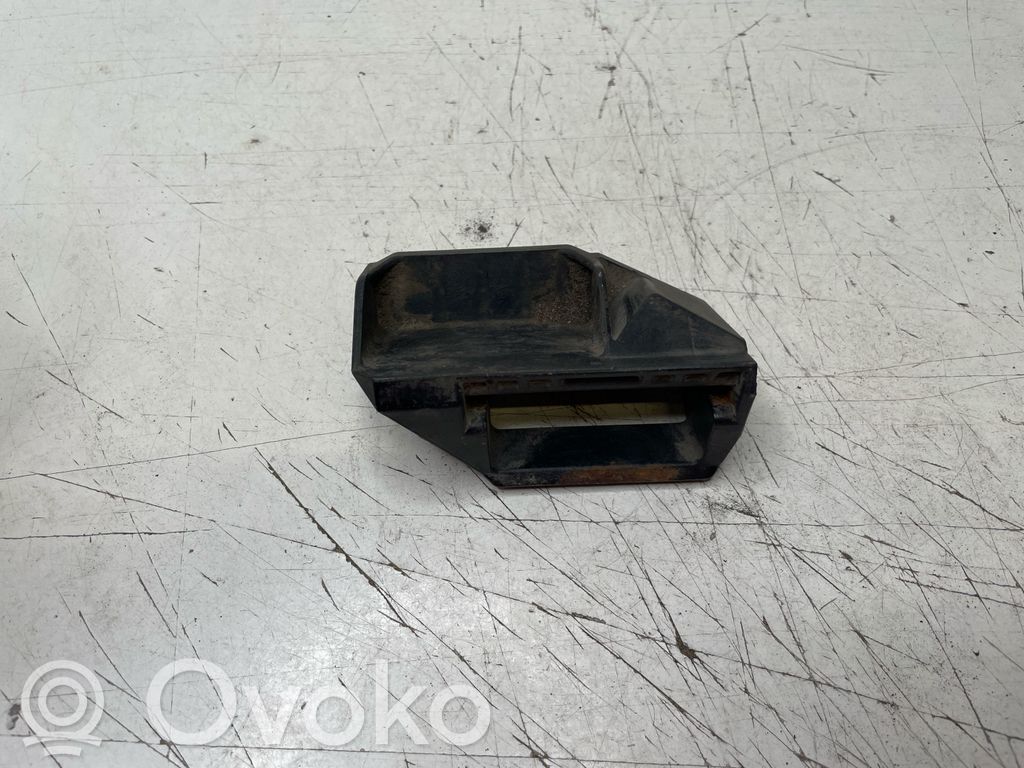 BMW 7 E65 E66 Radiator mount bracket 