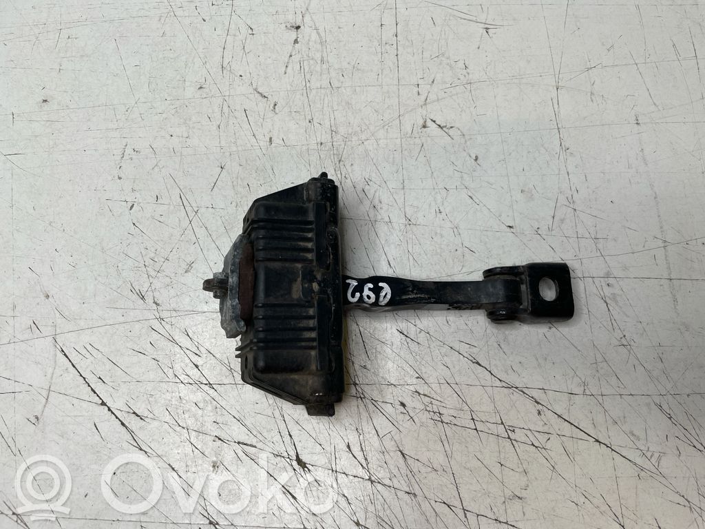 BMW 3 E92 E93 Durvju atvēruma ierobežotājs 