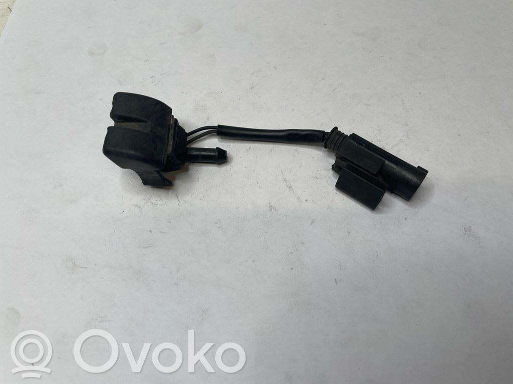 BMW 3 E46 Mazgāšanas šķidruma smidzinātājs (-i) priekšējam logam 