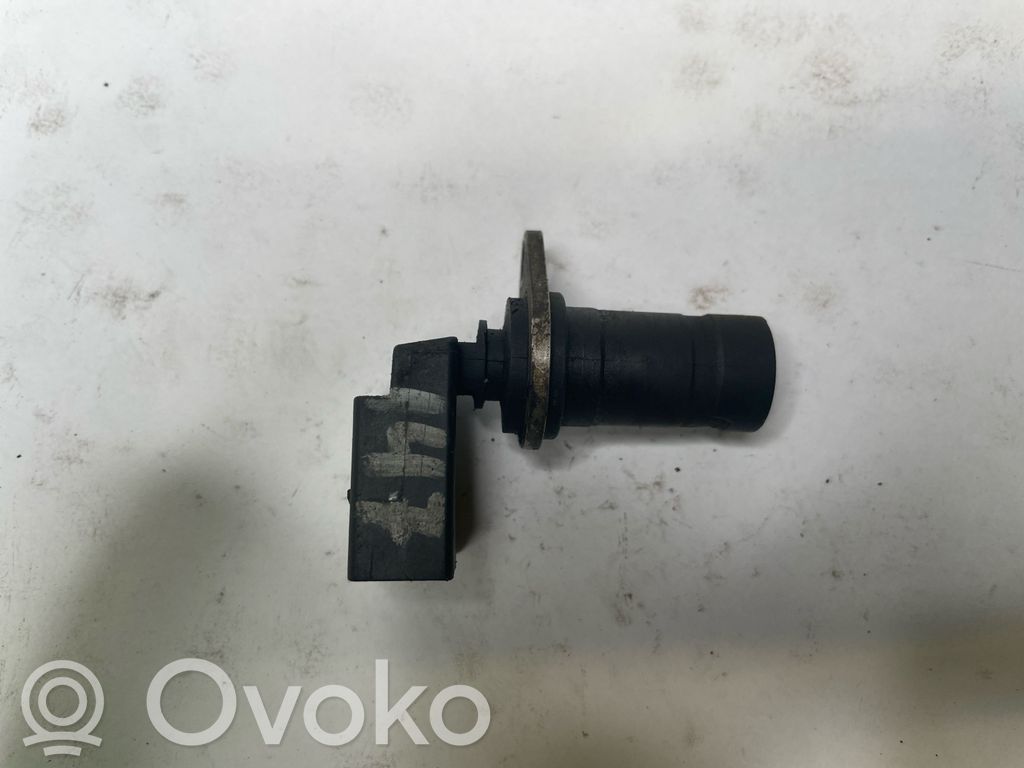 BMW 5 E39 Crankshaft position sensor 