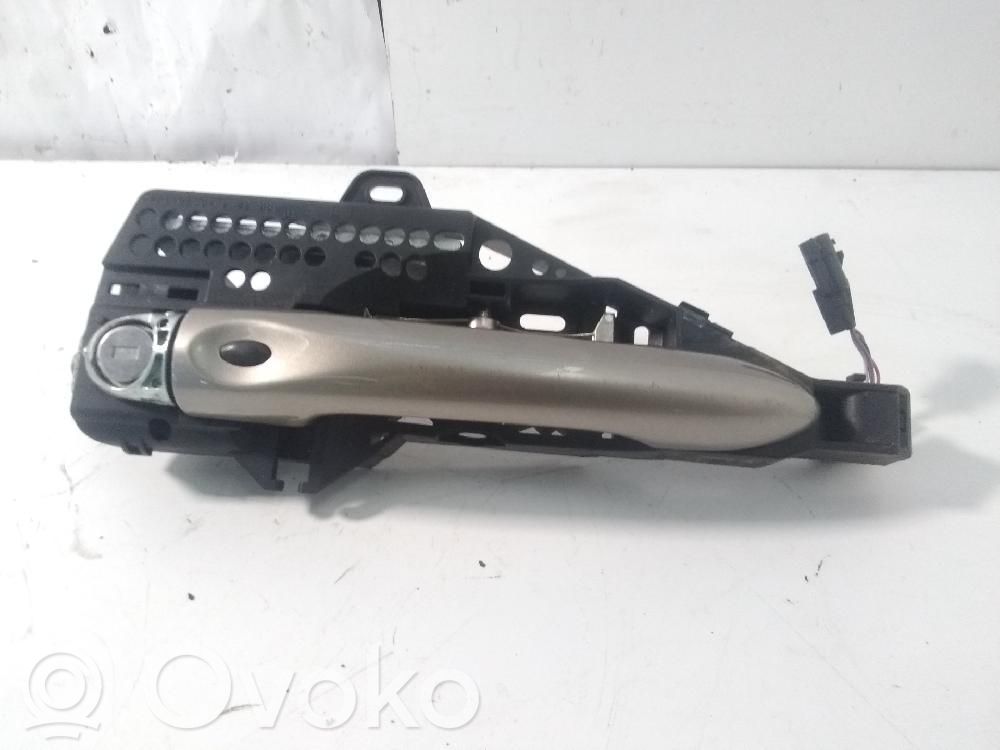 Renault Captur Manecilla externa puerta delantera 