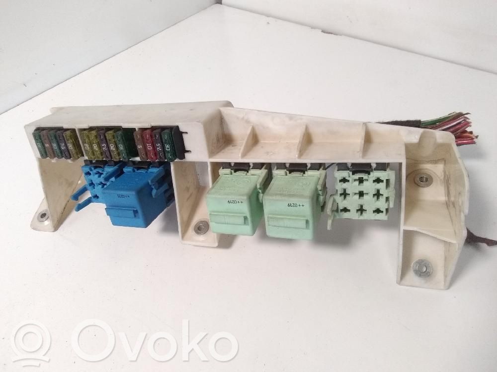 Módulo de fusible   61138383720