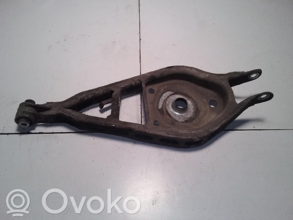 Rear control arm   33322283885