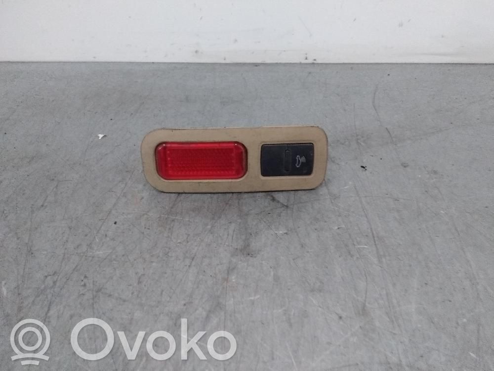 Other switches/knobs/shifts   4E0959557