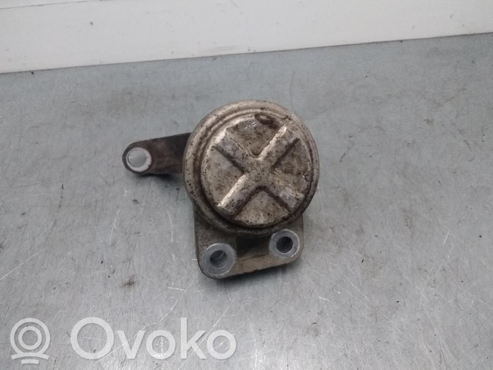 Ford Mondeo MK IV Engine mount bracket 