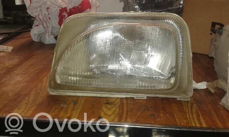 Renault Express Headlight/headlamp 