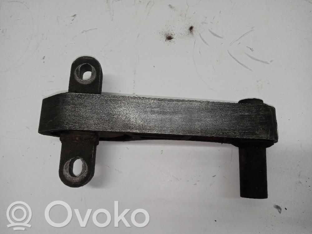 Peugeot Bipper Engine mount bracket 