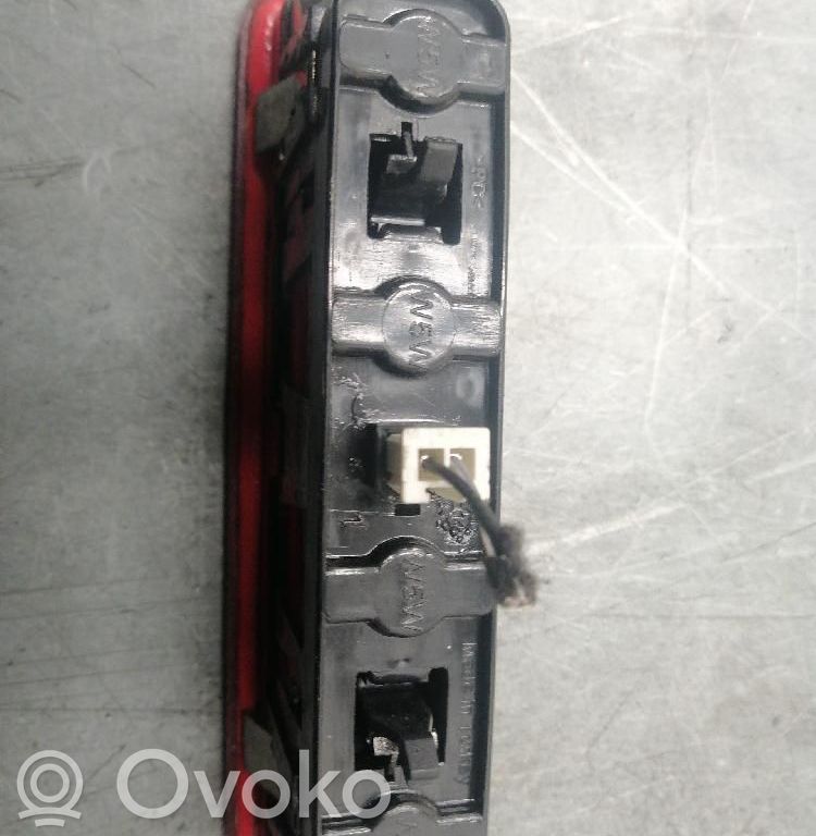 Fiat Doblo Third/center stoplight 