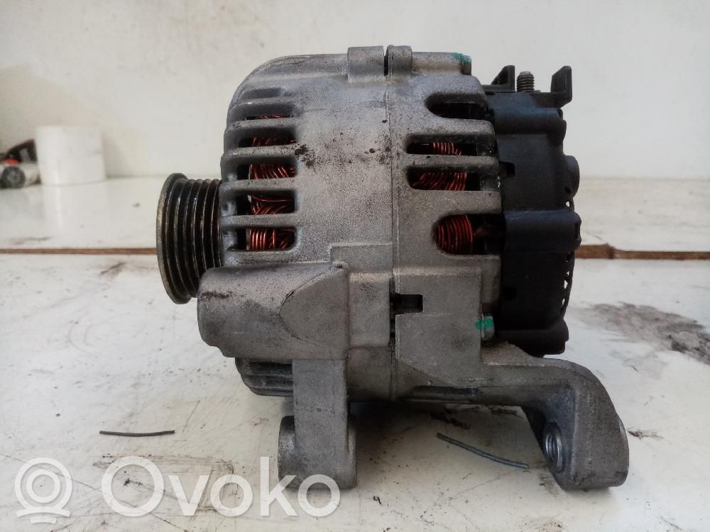 Alternador   TG15C093