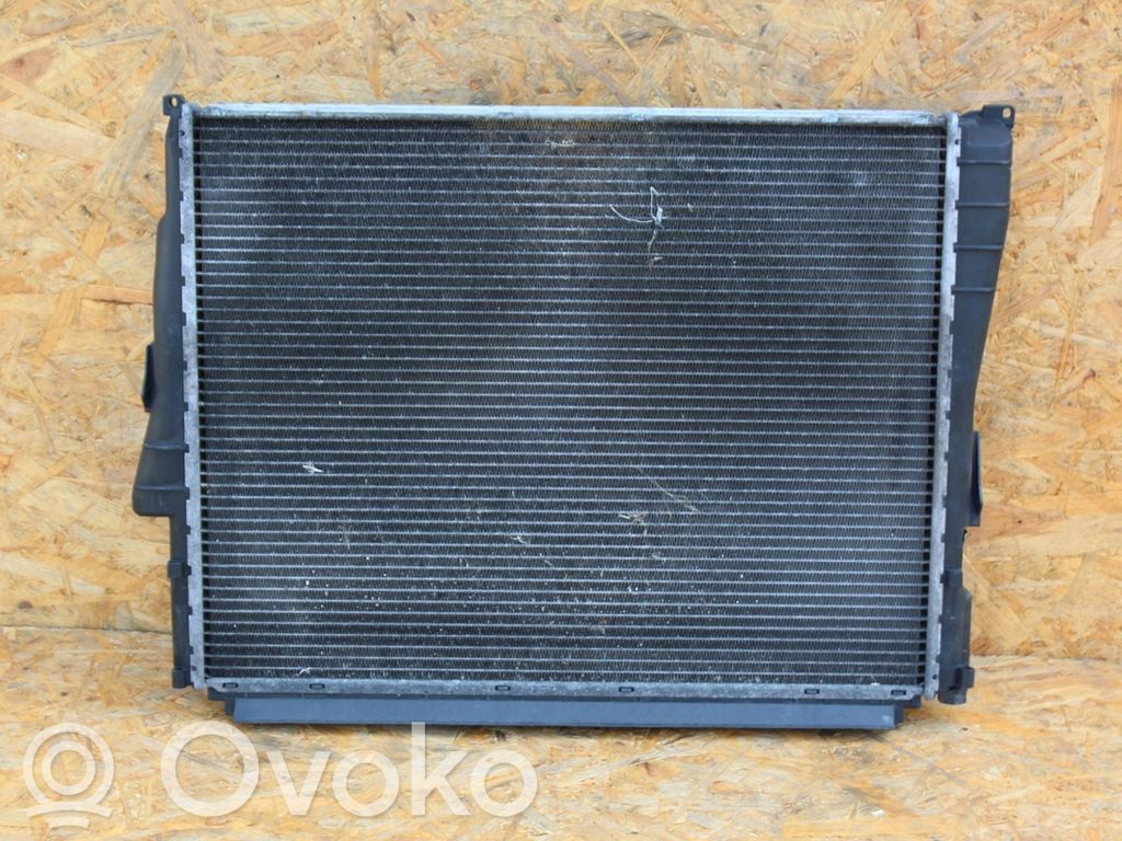 BMW 3 E46 Aušinimo skysčio radiatorius 