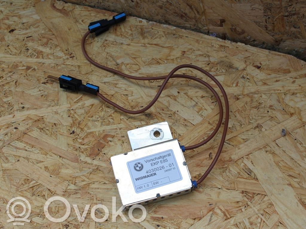 BMW Z4 E85 E86 Antenos stiprintuvas 