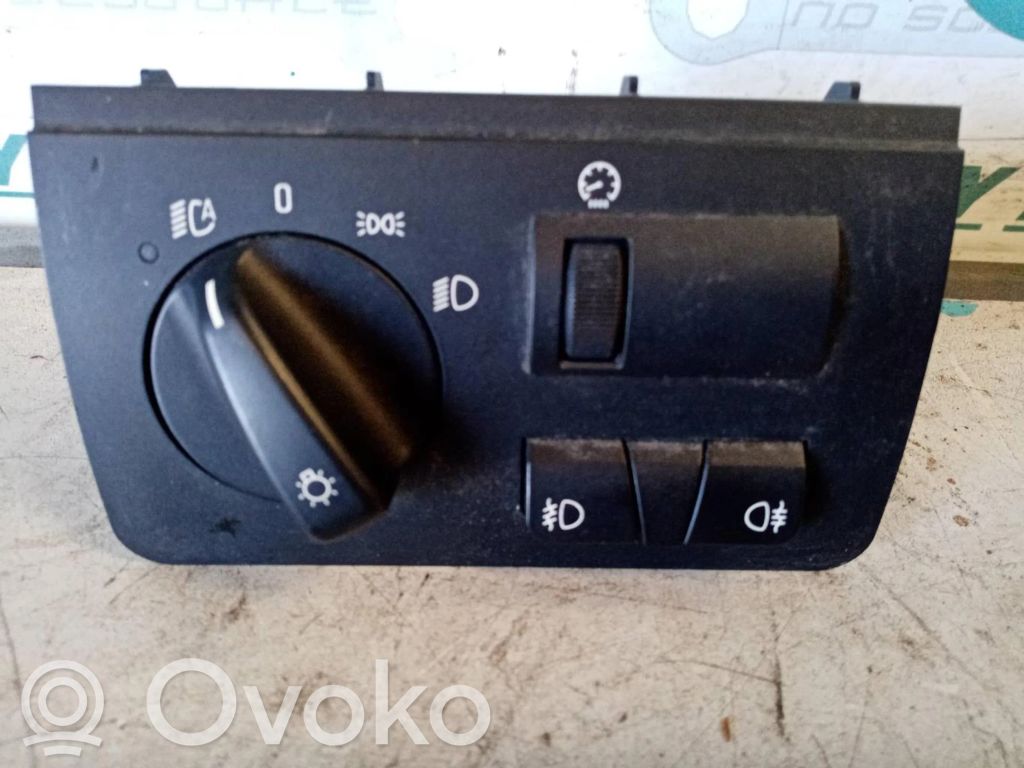 Interruptor de luz   6930244
