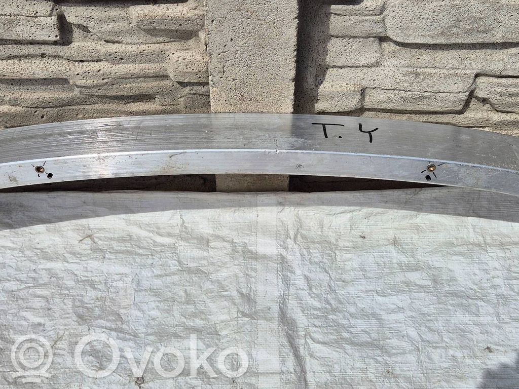 Tesla Model Y Priekšpusē bampera sija / balka 