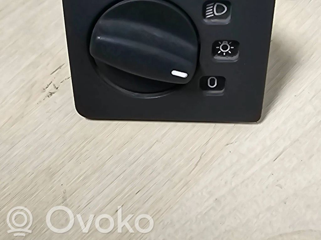 Light switch