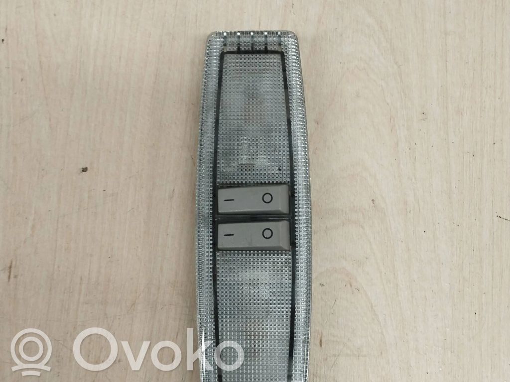 Opel Zafira B Galinių vietų apšvietimo žibintas 