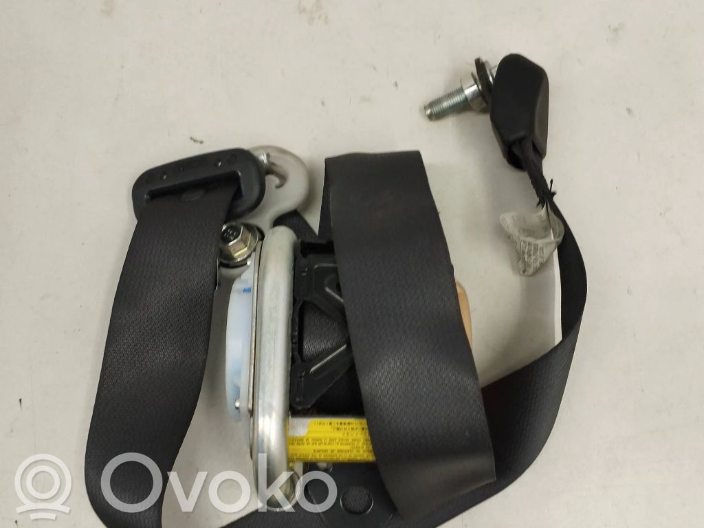 Mazda 6 Front seatbelt 