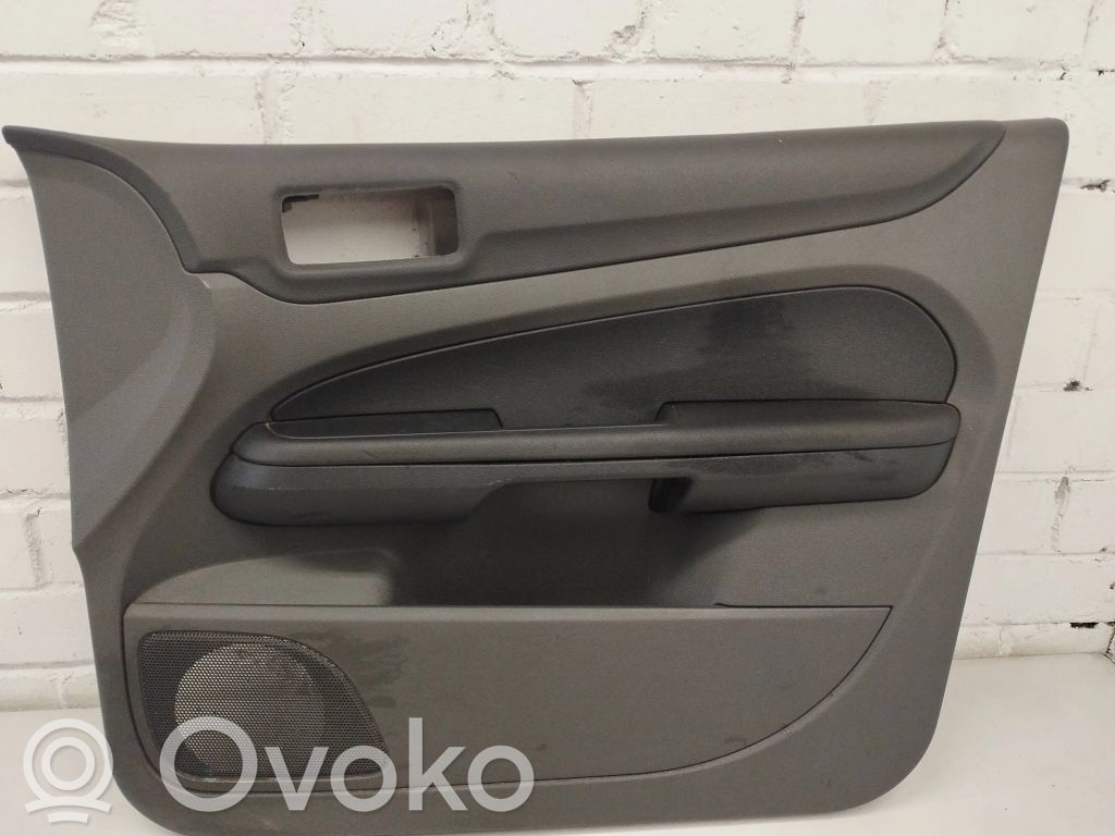 Ford Focus Revestimiento de puerta delantera 