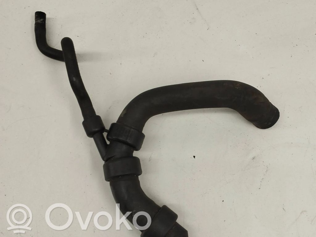 Audi A6 S6 C5 4B Engine coolant pipe/hose 