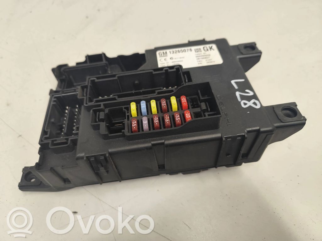 Opel Corsa D Modul siguranțe 