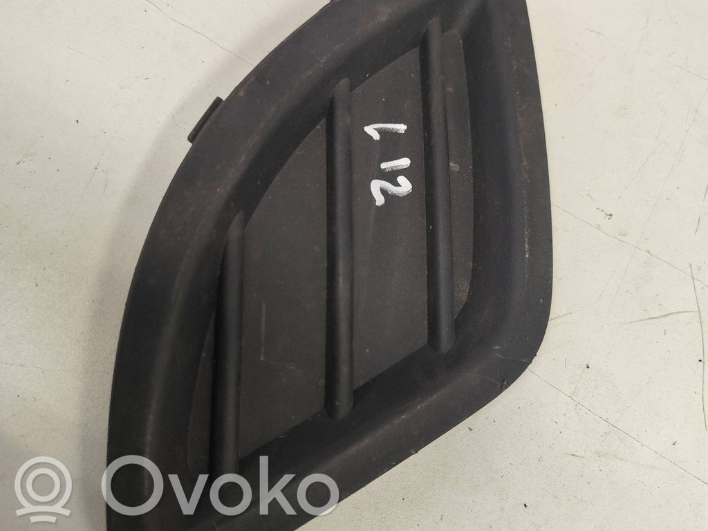 KIA Ceed Etupuskurin alempi jäähdytinsäleikkö 