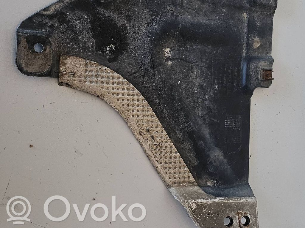 BMW 3 E90 E91 Variklio dugno apsauga 