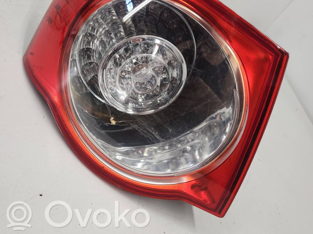 Volkswagen Jetta V Luci posteriori 