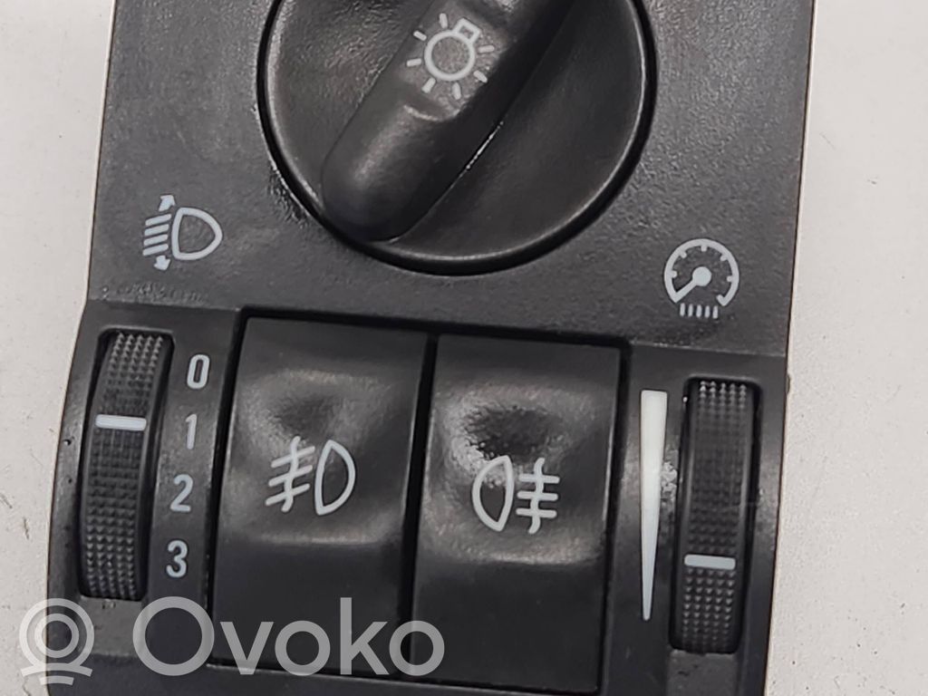 Opel Corsa C Light switch 