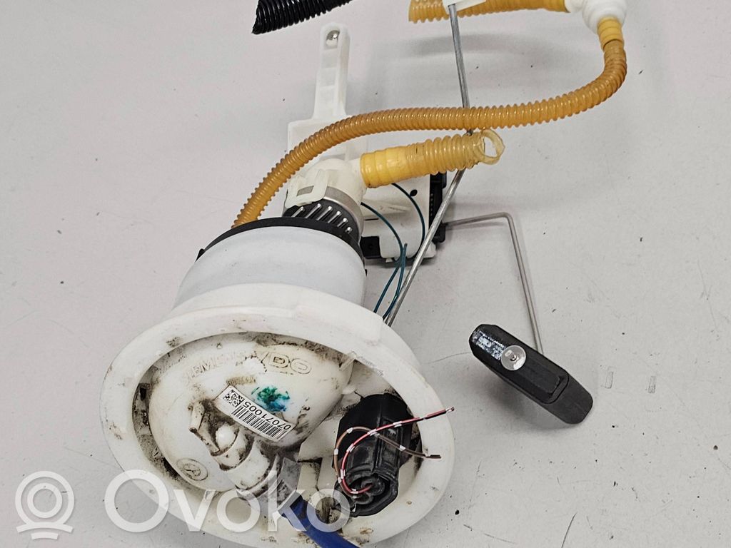 BMW 1 E81 E87 Bomba interna de combustible 