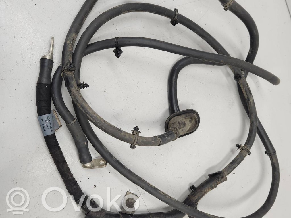 Volkswagen PASSAT B8 Minus / Klema / Przewód akumulatora 