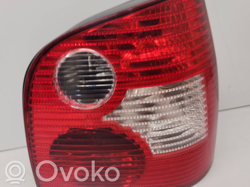 Volkswagen Polo IV 9N3 Luci posteriori 