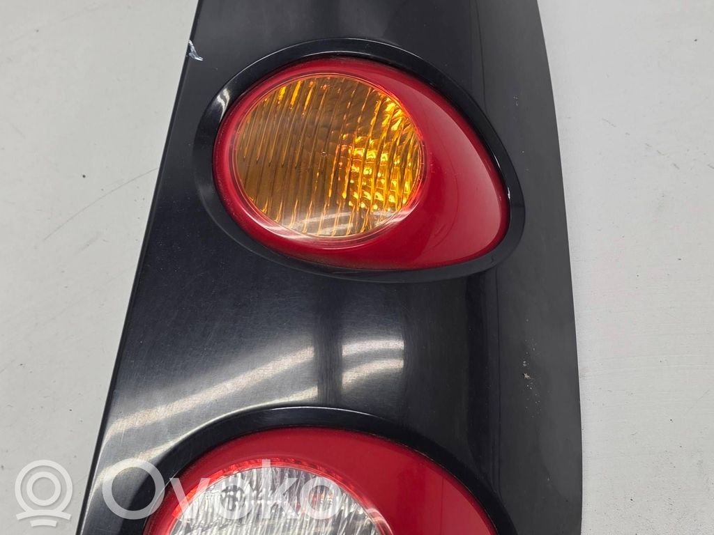 Smart ForFour I Galinis žibintas kėbule 