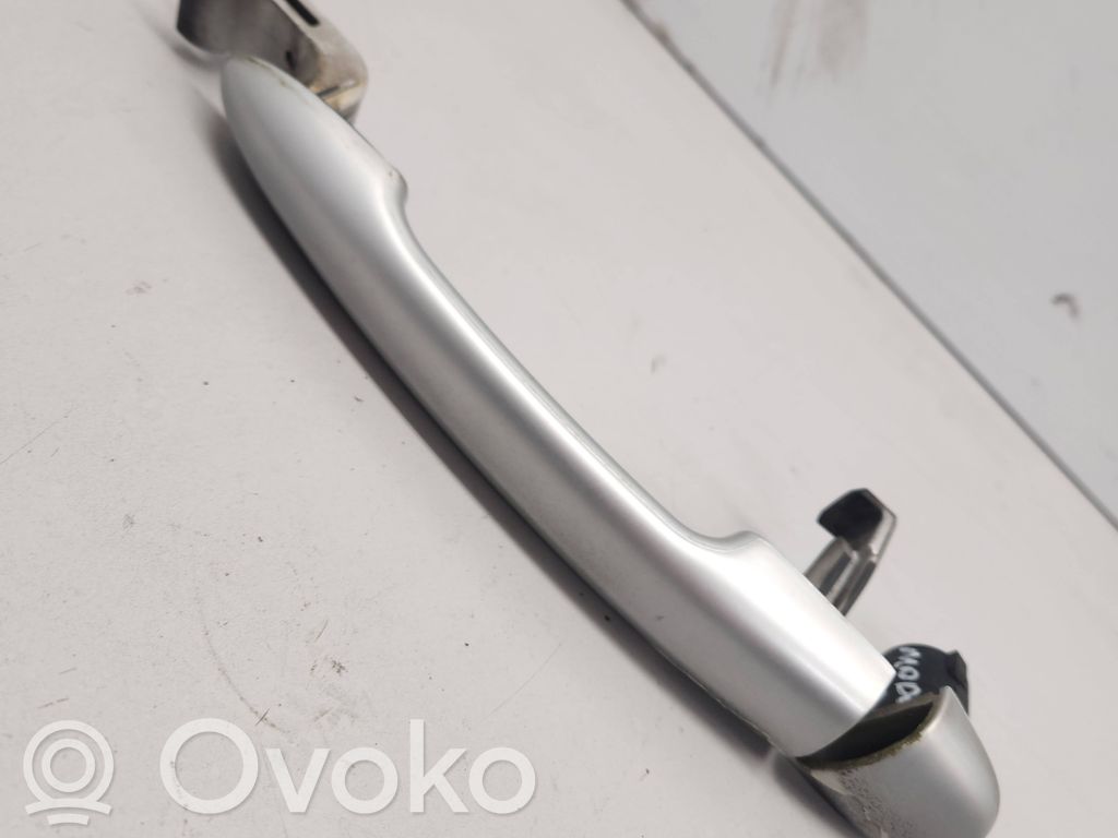 Renault Modus Klamka zewnętrzna drzwi tylnych 