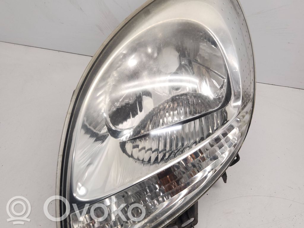 Nissan Kubistar Headlight/headlamp 