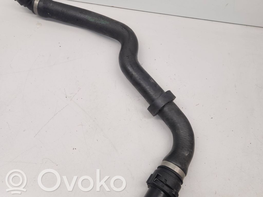 BMW 5 E39 Engine coolant pipe/hose 