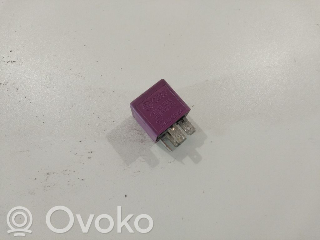 Audi A6 S6 C6 4F Otros relés 