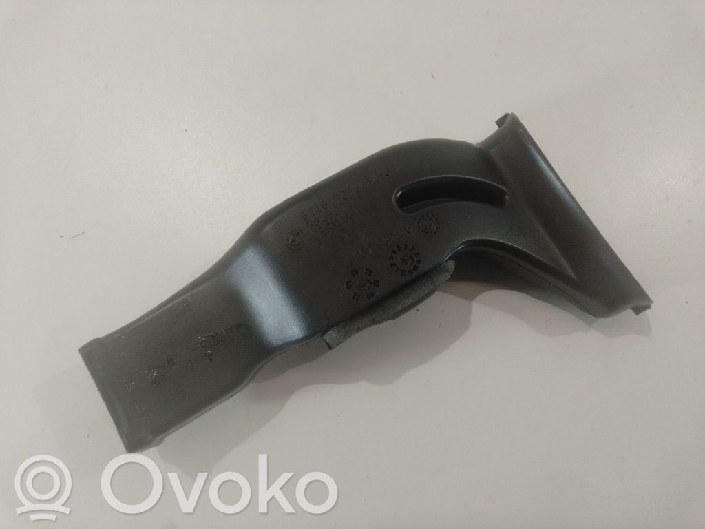 BMW 3 E90 E91 Ohjaamon sisäilman ilmakanava 