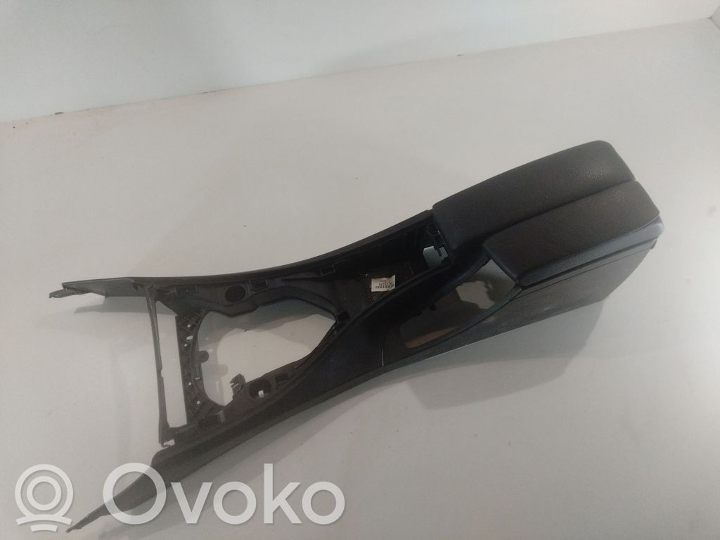Elkoņa balsts   51167075357,58450713,7075557,E116233121