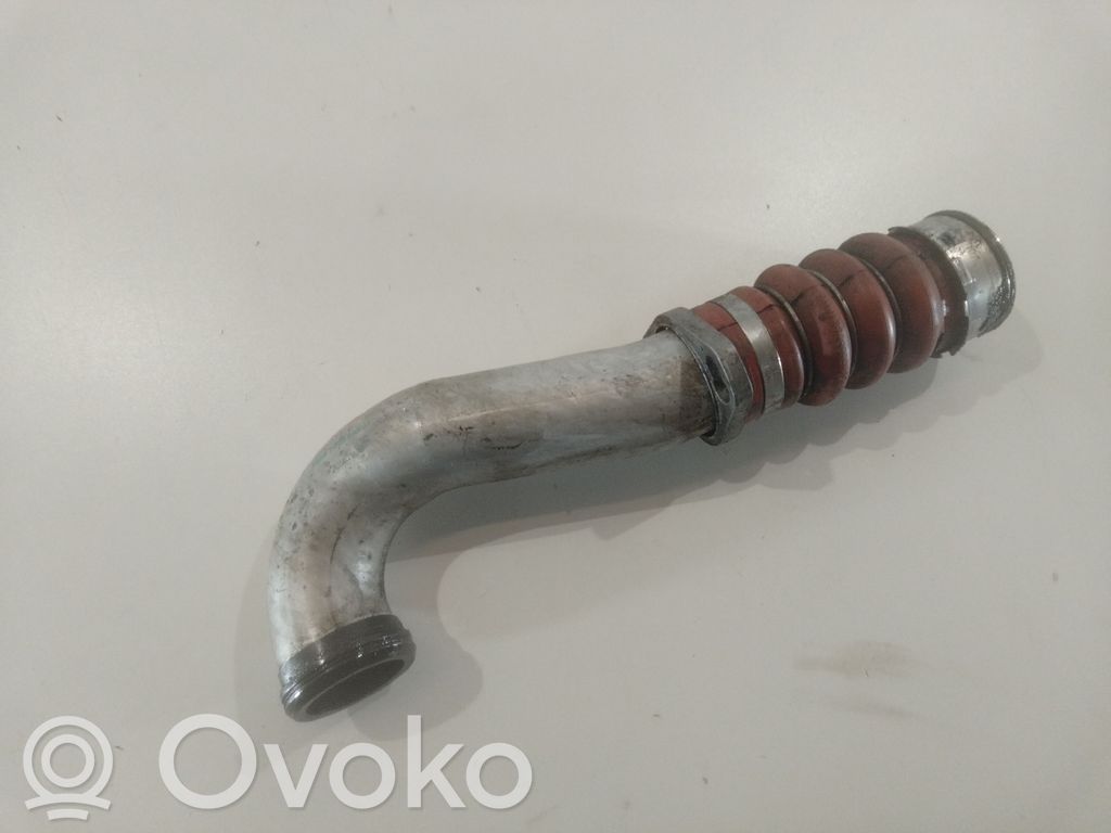 BMW 3 E90 E91 Välijäähdyttimen letku 