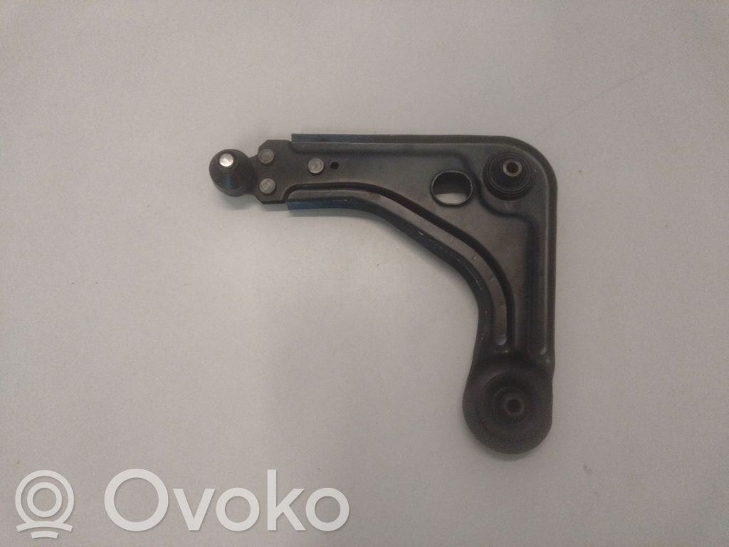 Ford Fiesta Braccio di controllo sospensione anteriore 