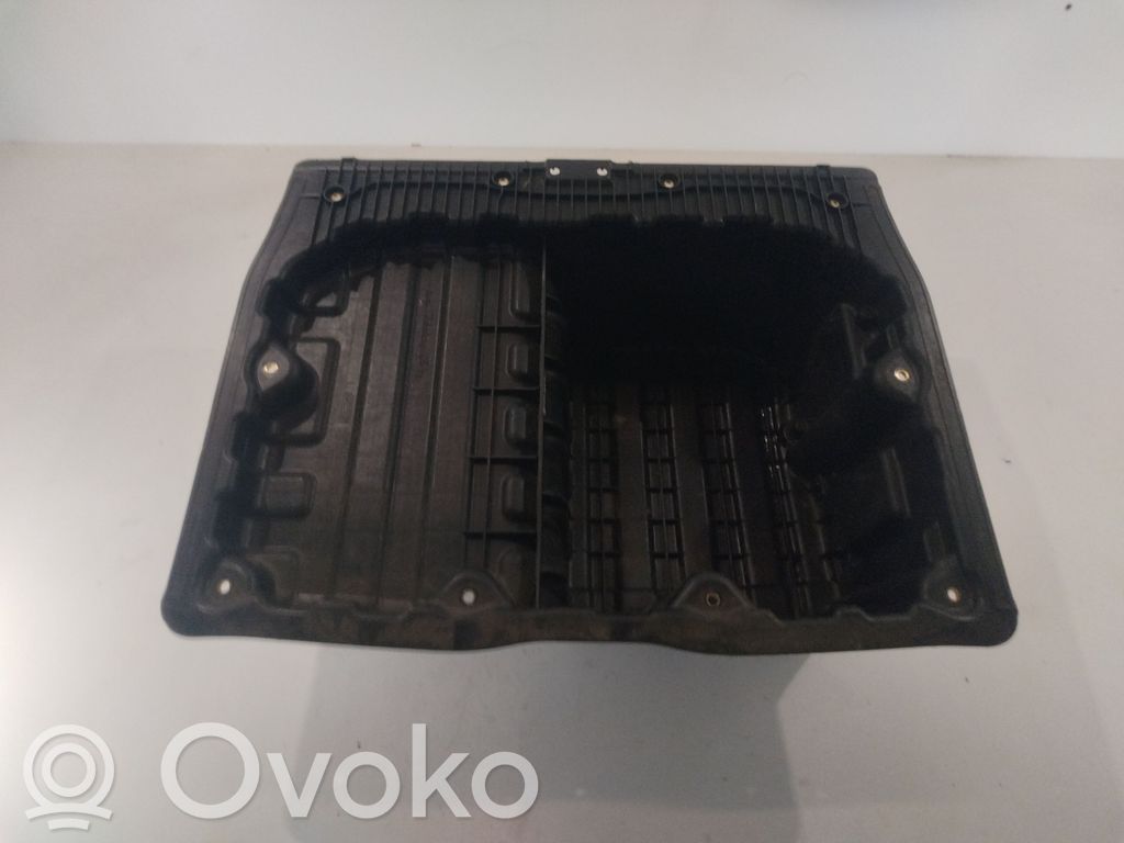Daiktadėžė bagažinėje   7120020