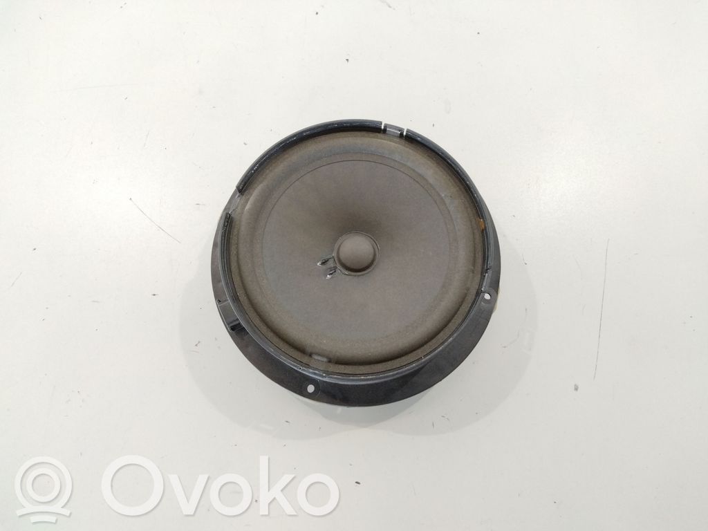Audi A5 8T 8F Enceinte subwoofer 