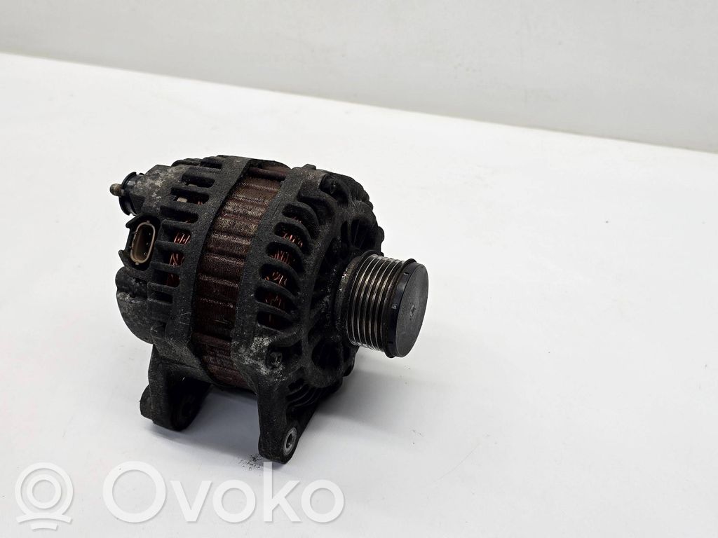 Nissan Juke I F15 Generatorius 