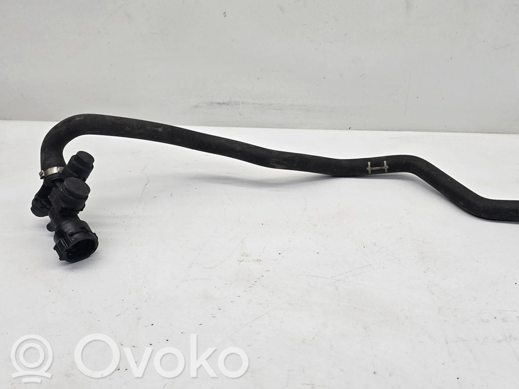 BMW 5 GT F07 Engine coolant pipe/hose 