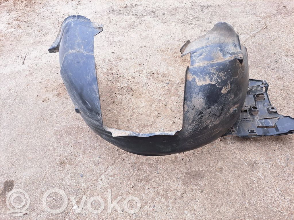 Volvo V70 Apakšspārns 